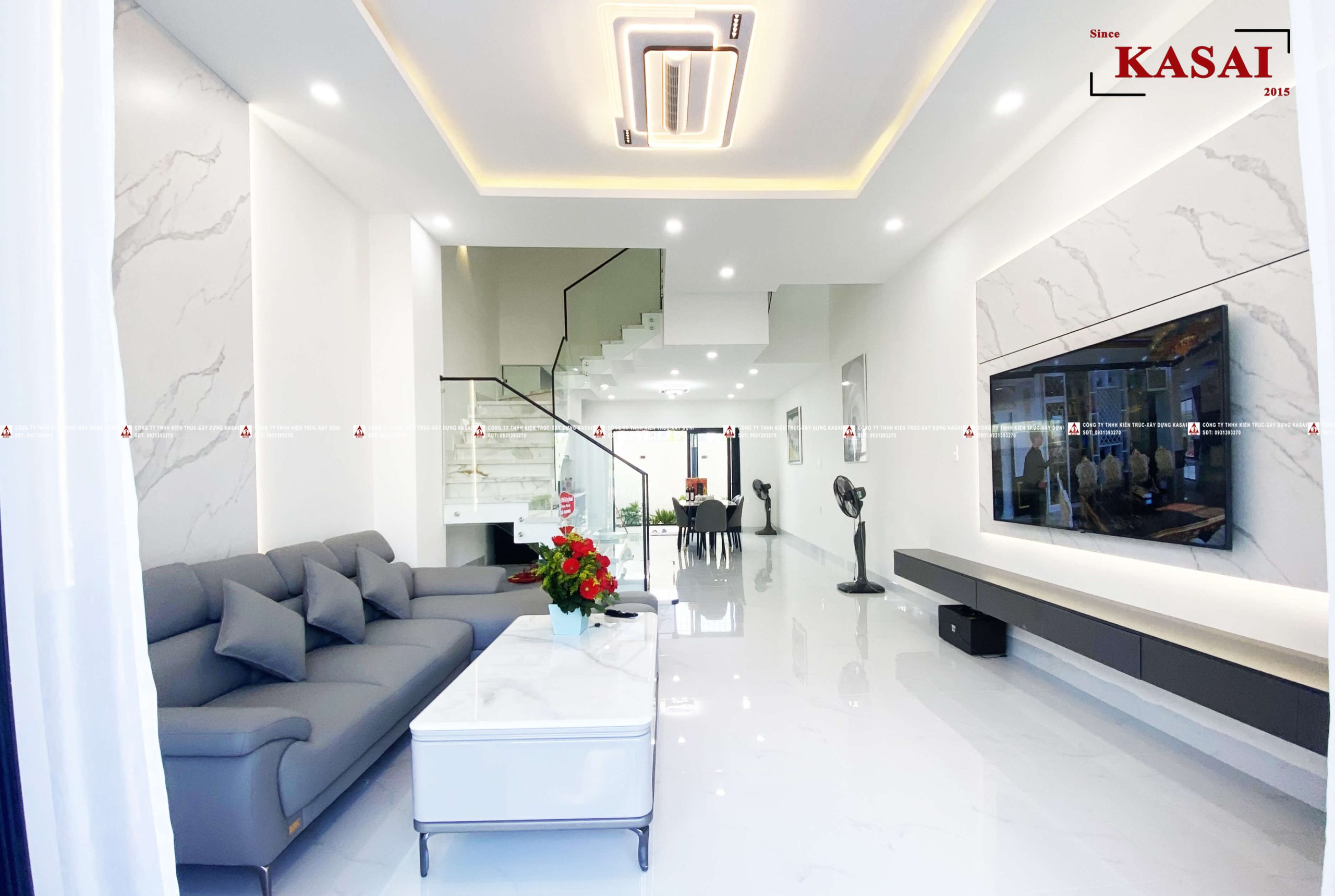 Phòng khách thực tế nhà cô H