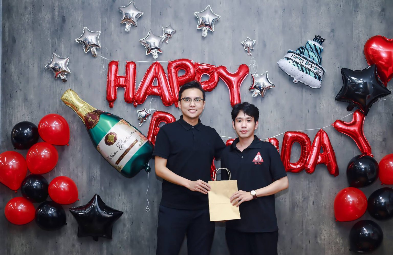 Quà tặng sinh nhật cho nhân viên