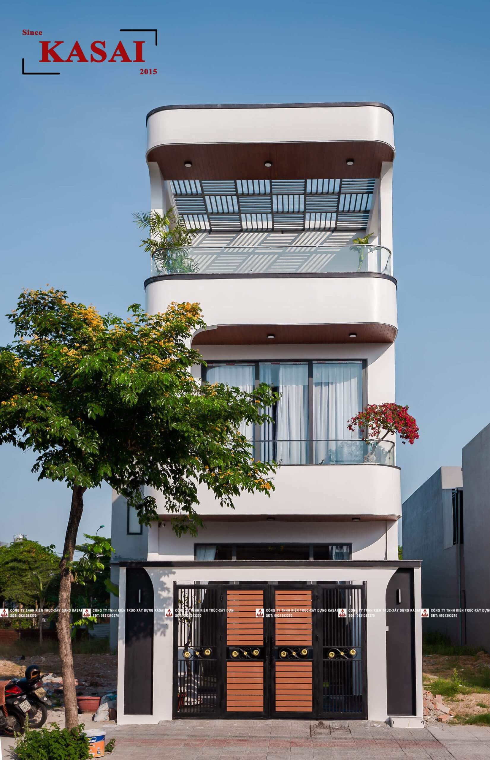 Nhà 3 tầng cô Hoa thời thượng