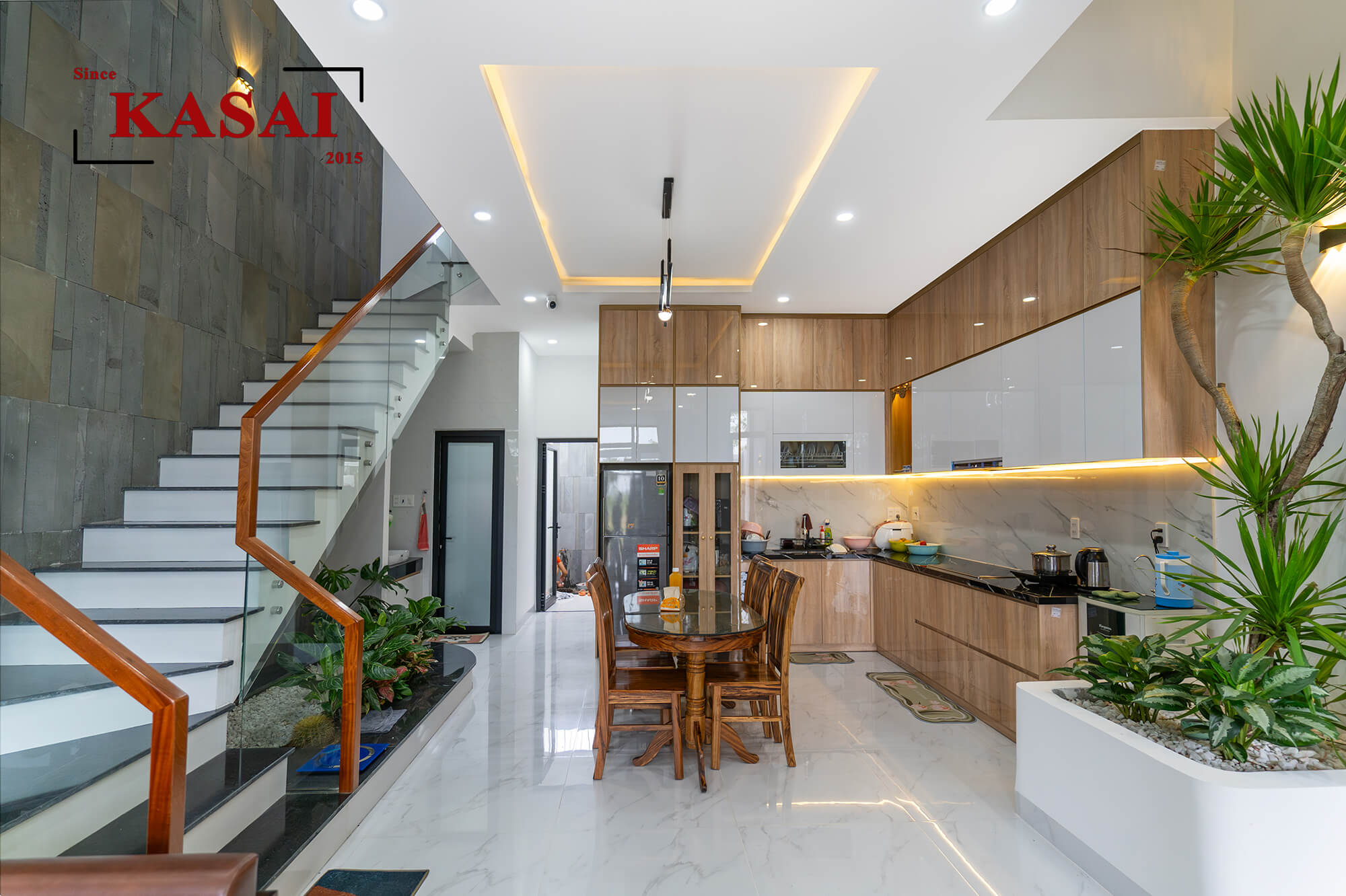 Phòng bếp nhà anh Tuấn rộng rãi