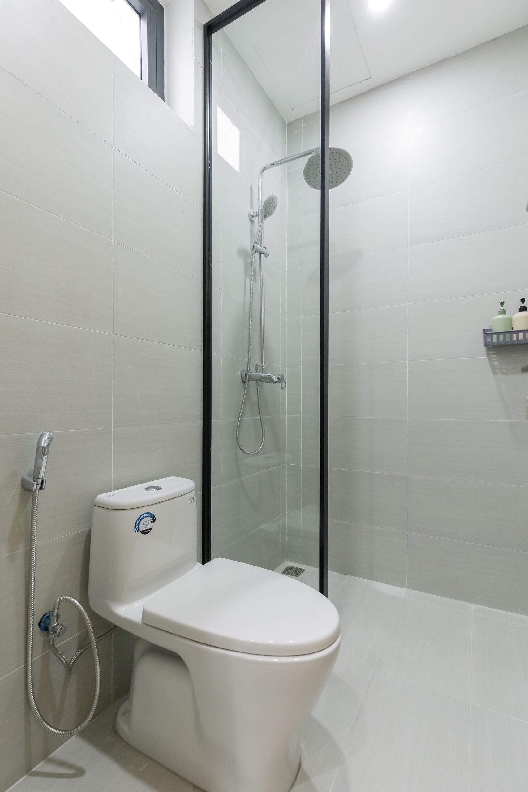 Phòng WC nhà 2 tầng nổi bật Đà Nẵng