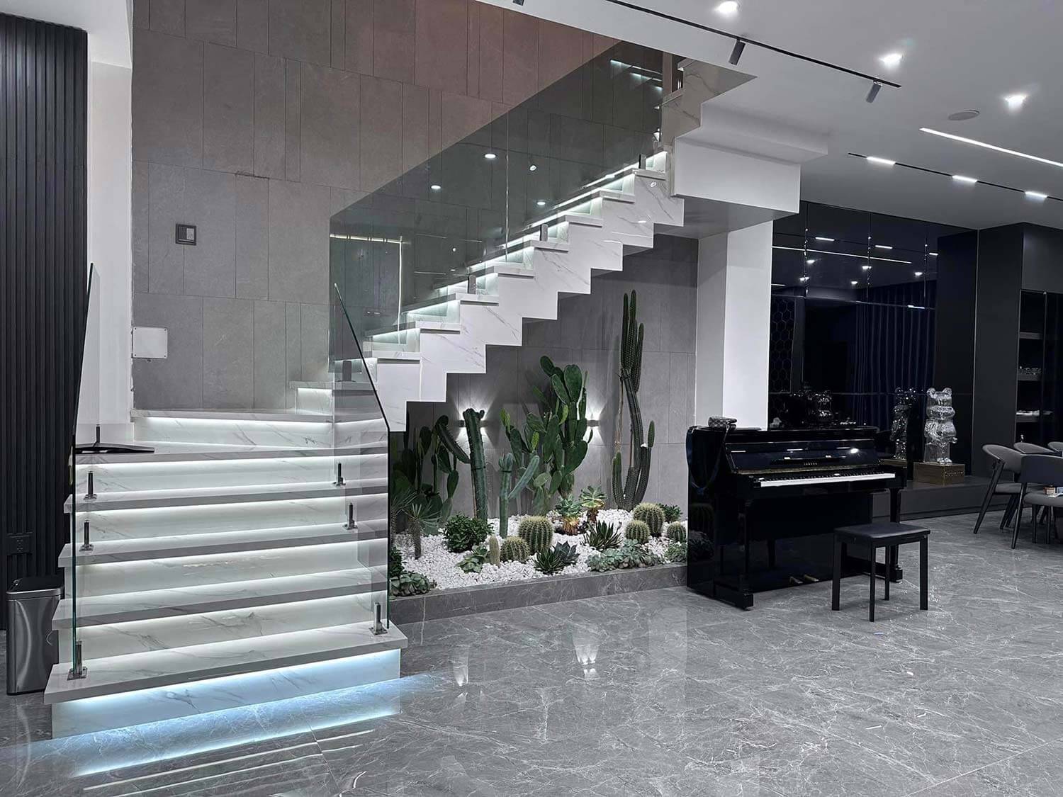 Tiểu cảnh nhà 2 tầng Vu's House