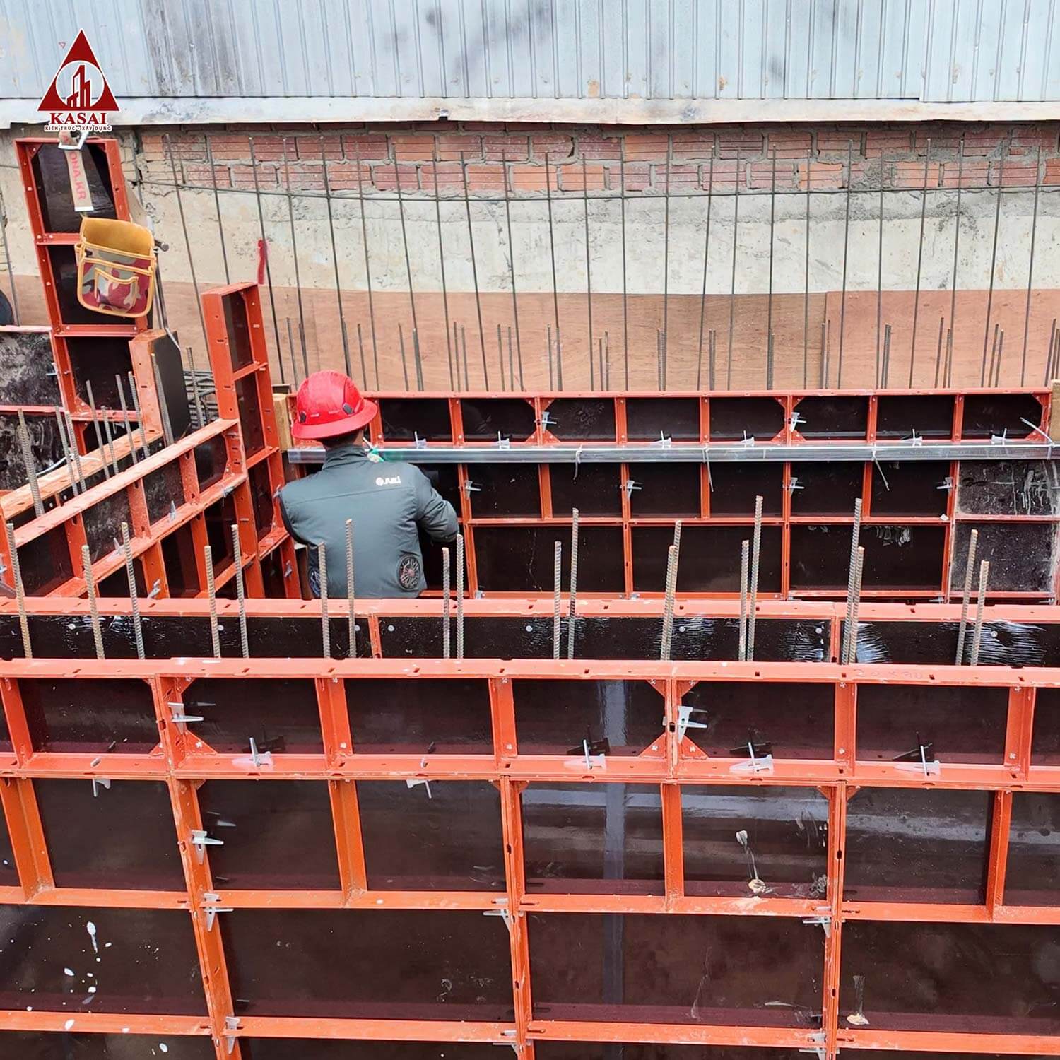 Cách lắp cốp pha nhà bê tông toàn khối