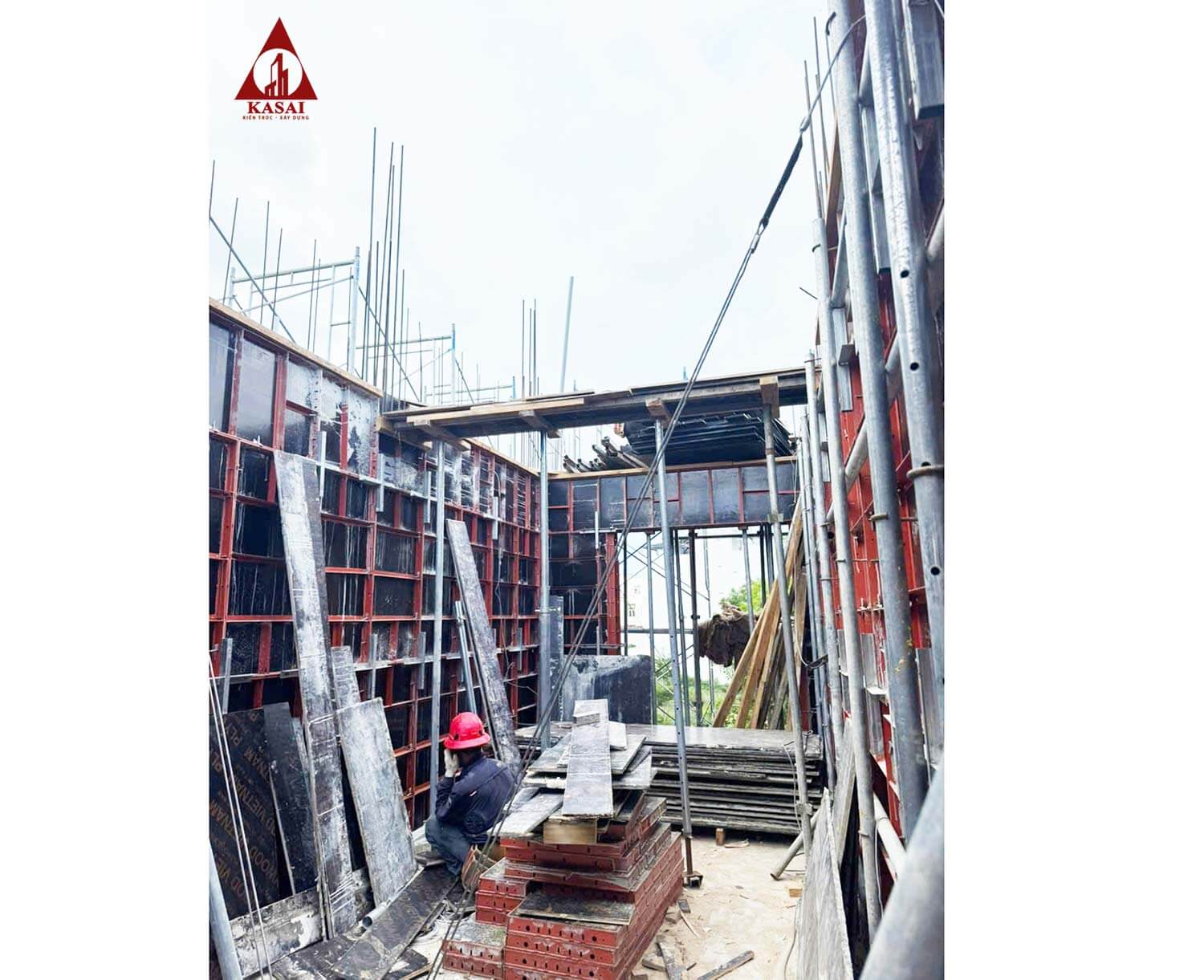 Chống xiên chống sàn giằng nhà bê tông toàn khối